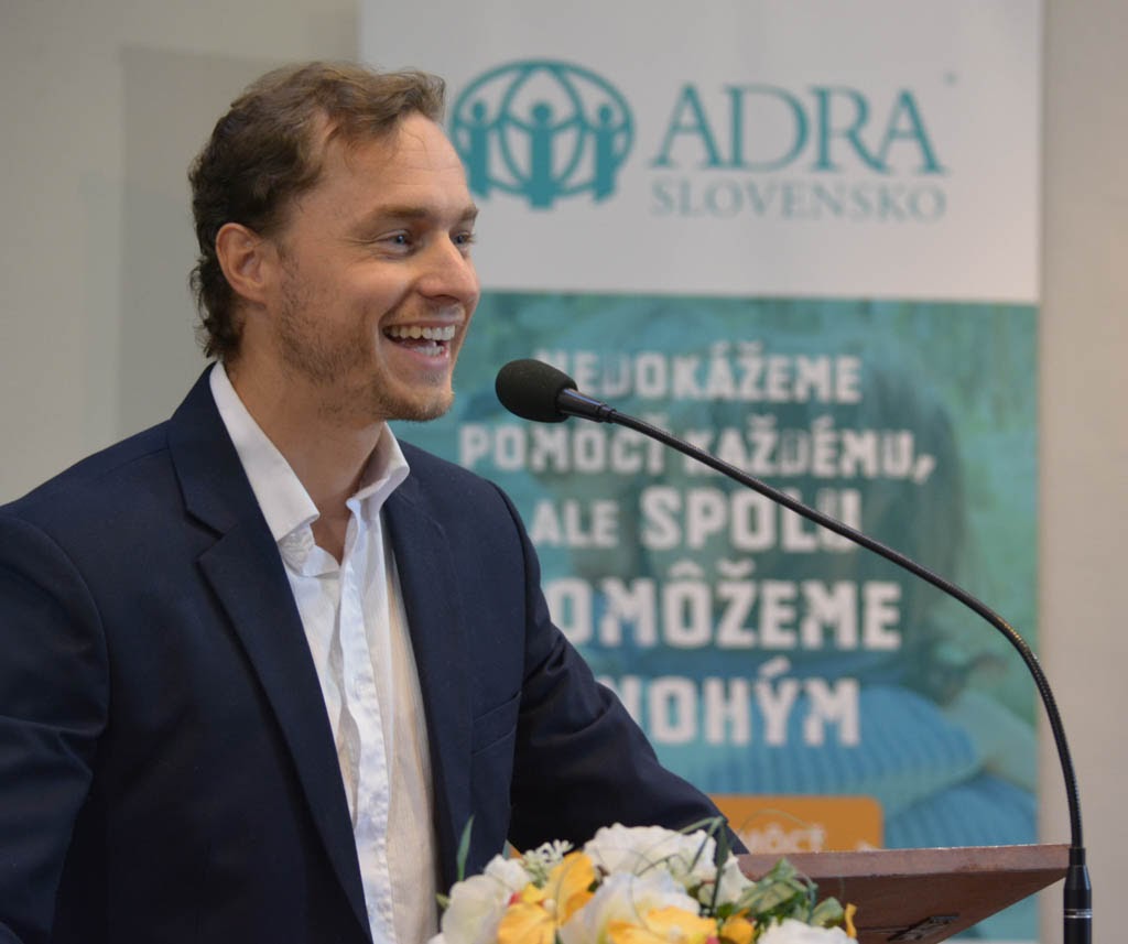 Daniel Kaba počas prezentácie o aktivitách ADRA Slovensko